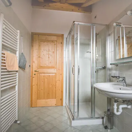 Apartment Diffuso - Cjasa Ustin-1 By Interhome *
